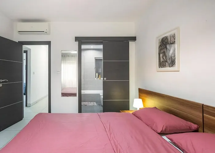 Lejlighed Beblow Flats *